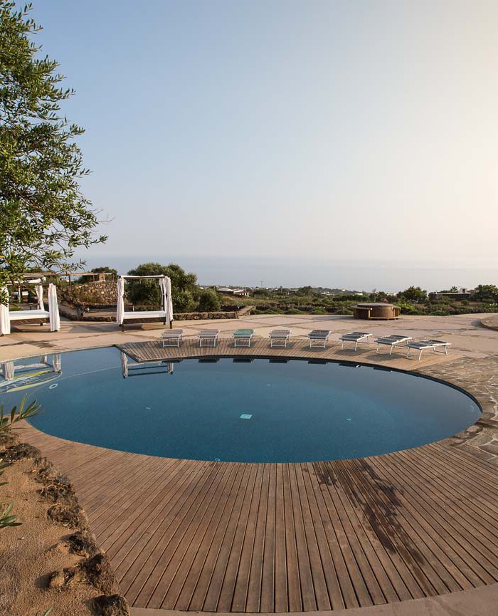 Dammusi Pantelleria: piscina acqua salata Dammusi Al-Qubba